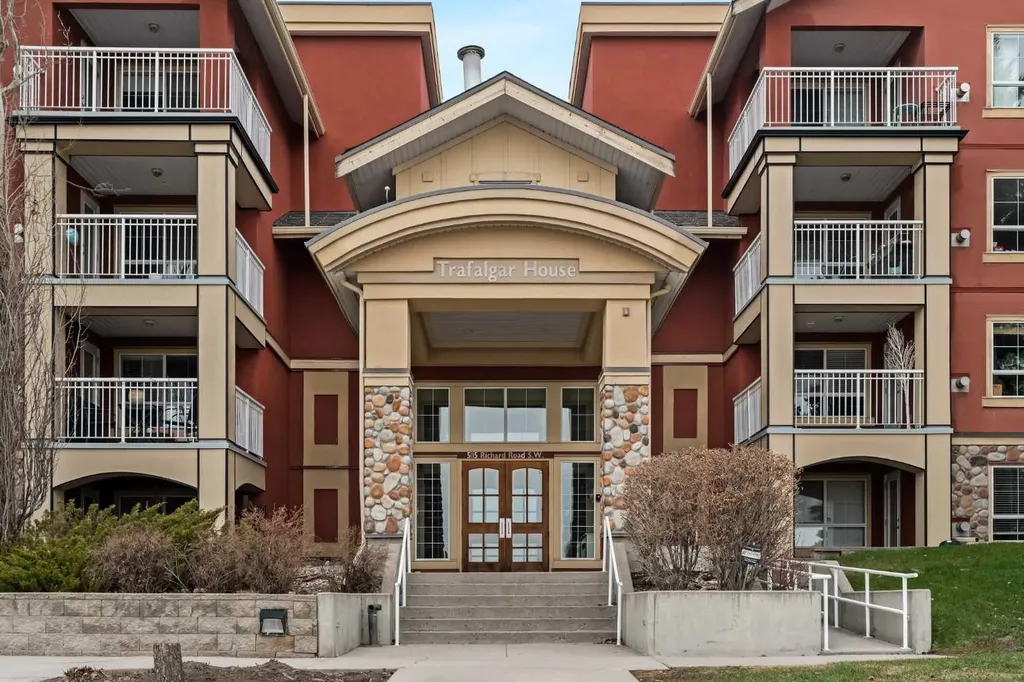 5115 Richard Road SW Calgary AB T3E 7M7