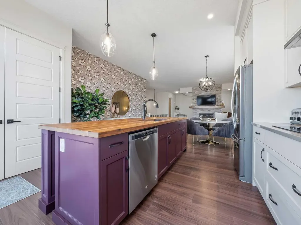 244 D'arcy Ranch Drive Okotoks AB T1S 5V9