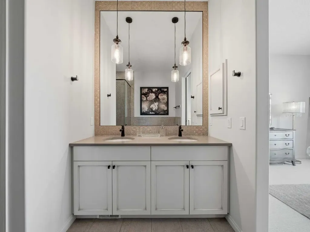 244 D'arcy Ranch Drive Okotoks AB T1S 5V9