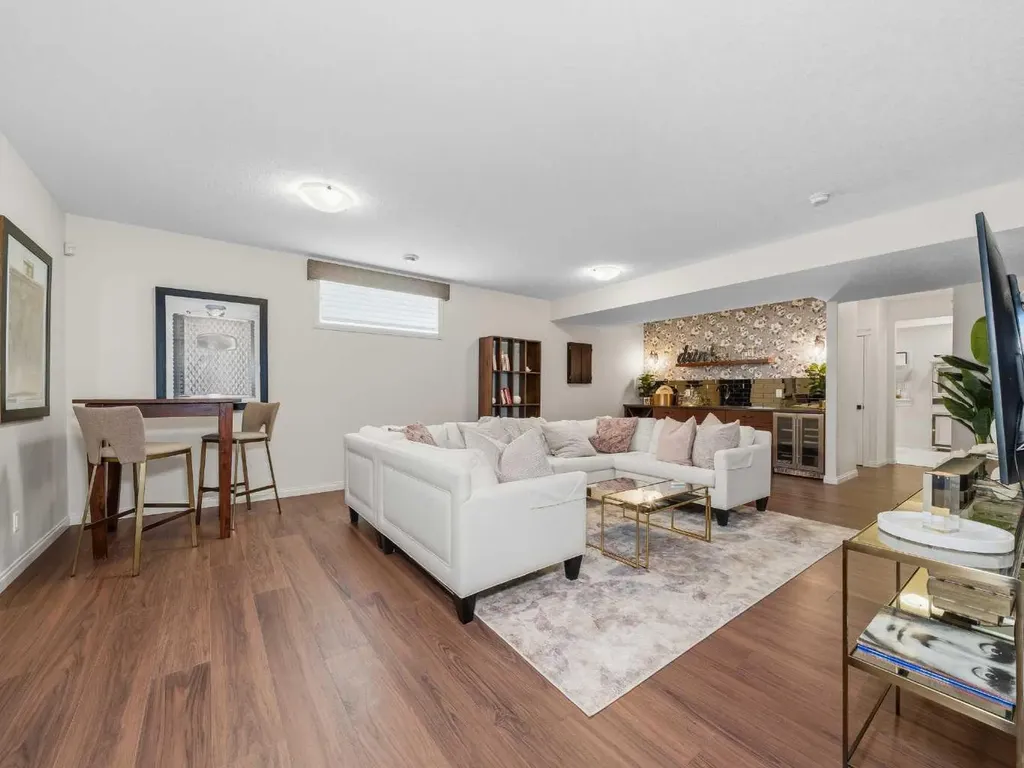 244 D'arcy Ranch Drive Okotoks AB T1S 5V9