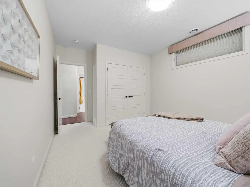 244 D'arcy Ranch Drive Okotoks AB T1S 5V9