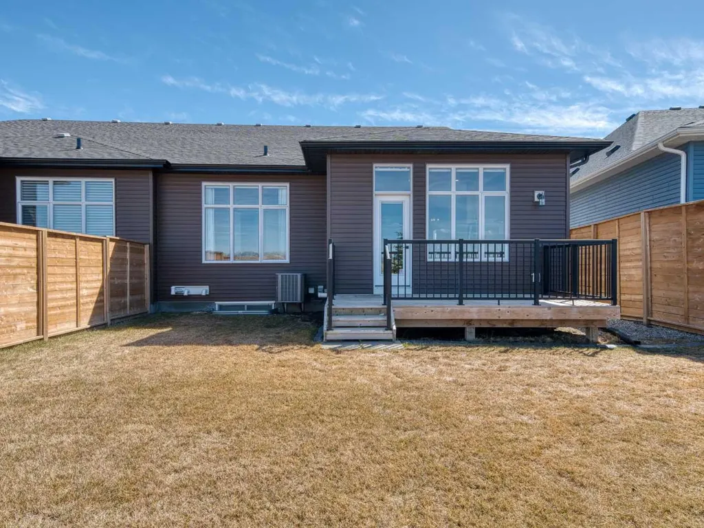 244 D'arcy Ranch Drive Okotoks AB T1S 5V9