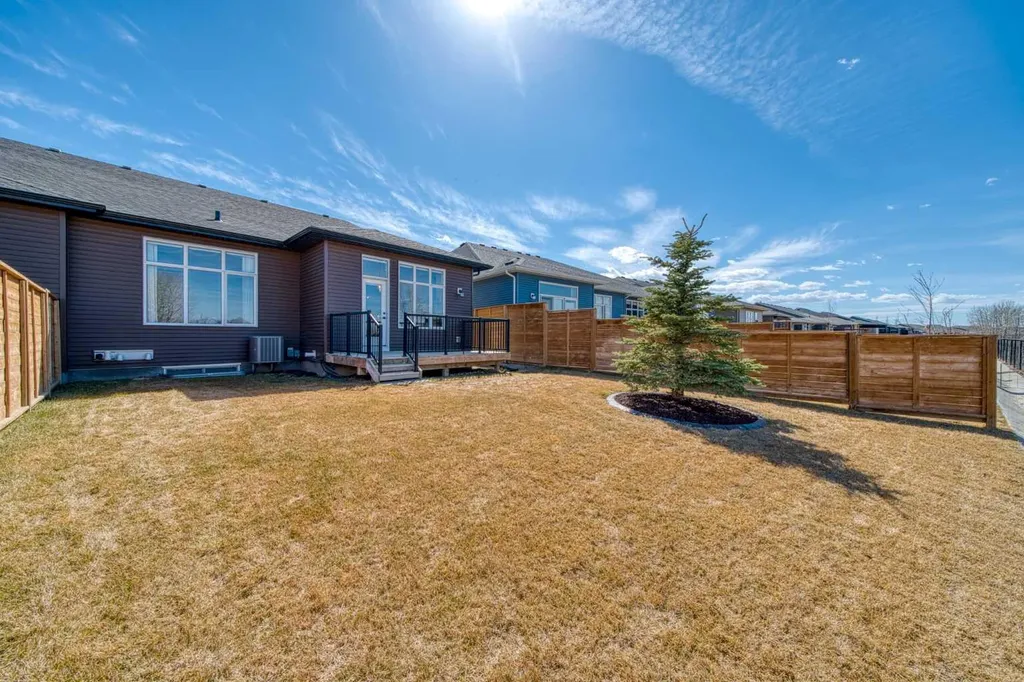 244 D'arcy Ranch Drive Okotoks AB T1S 5V9