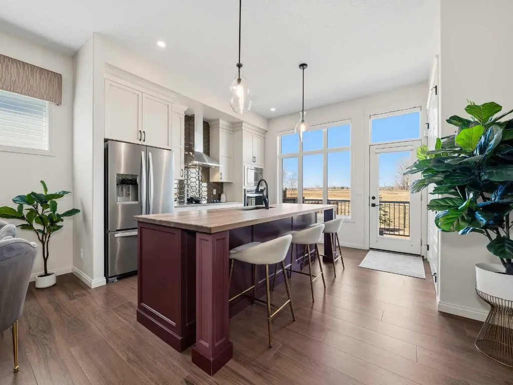 244 D'arcy Ranch Drive Okotoks AB T1S 5V9