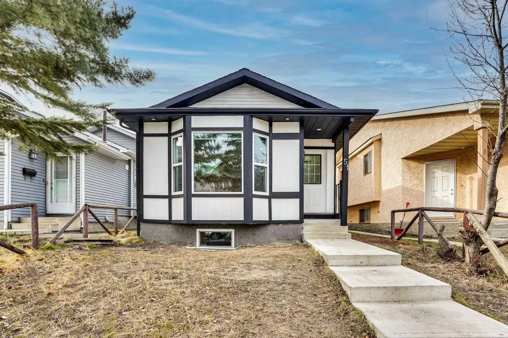 51 Taraglen Road NE Calgary AB t3j 2n8