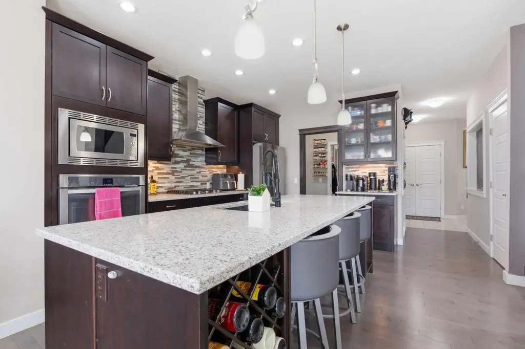 2620 Ravenslea Gardens SE Airdrie AB T4A0T2