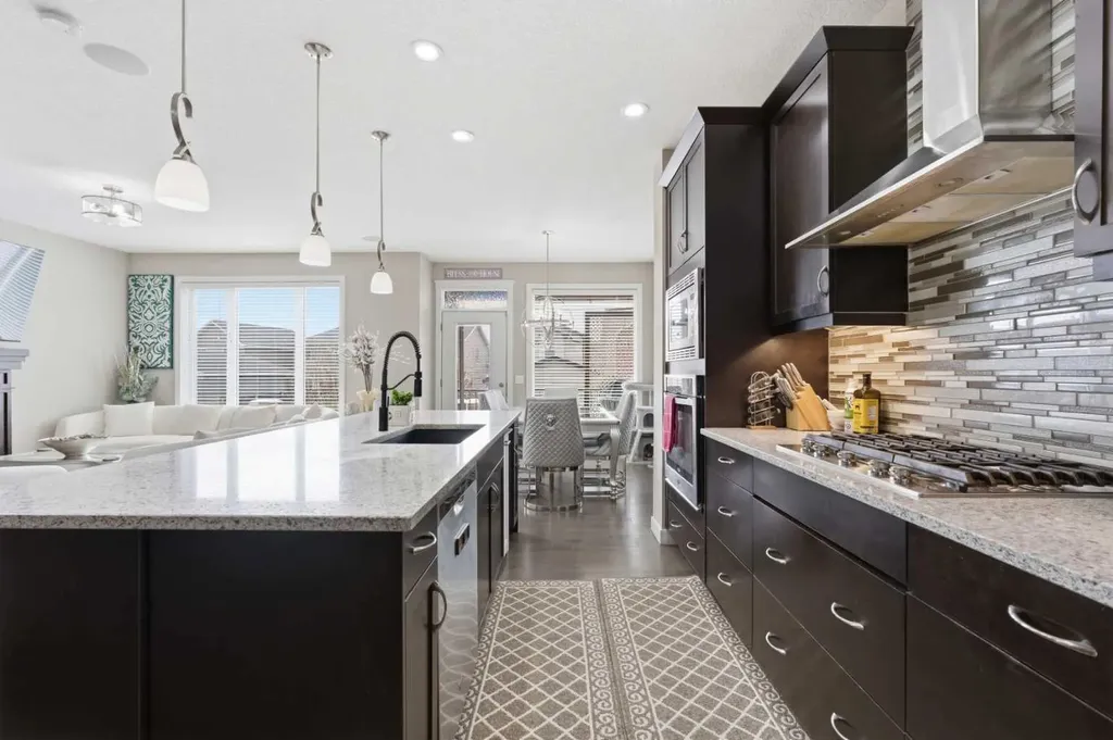 2620 Ravenslea Gardens SE Airdrie AB T4A0T2