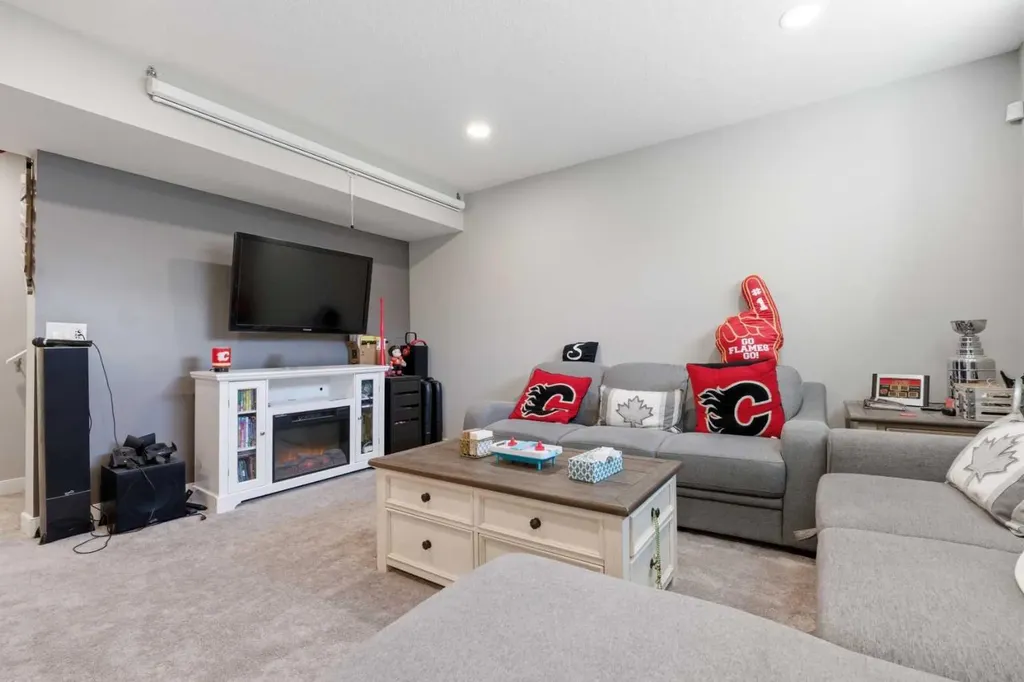 2620 Ravenslea Gardens SE Airdrie AB T4A0T2