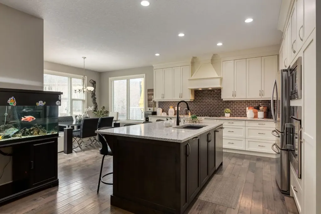 39 Cranbrook Crescent SE Calgary AB T3M 0W9