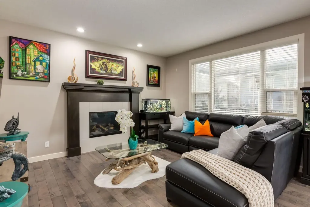 39 Cranbrook Crescent SE Calgary AB T3M 0W9