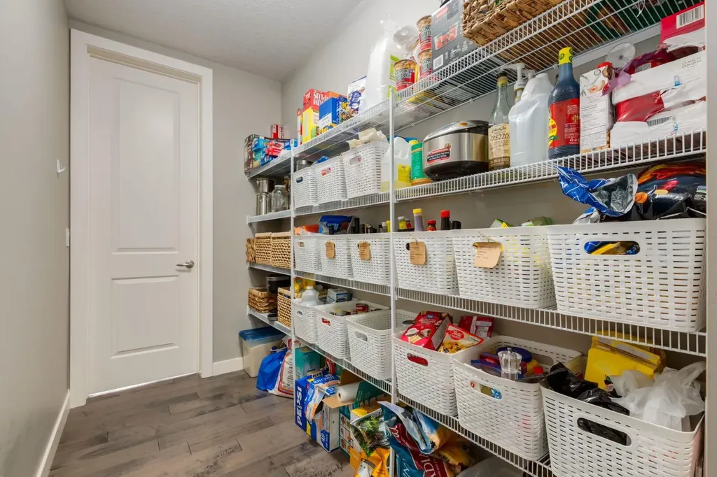39 Cranbrook Crescent SE Calgary AB T3M 0W9