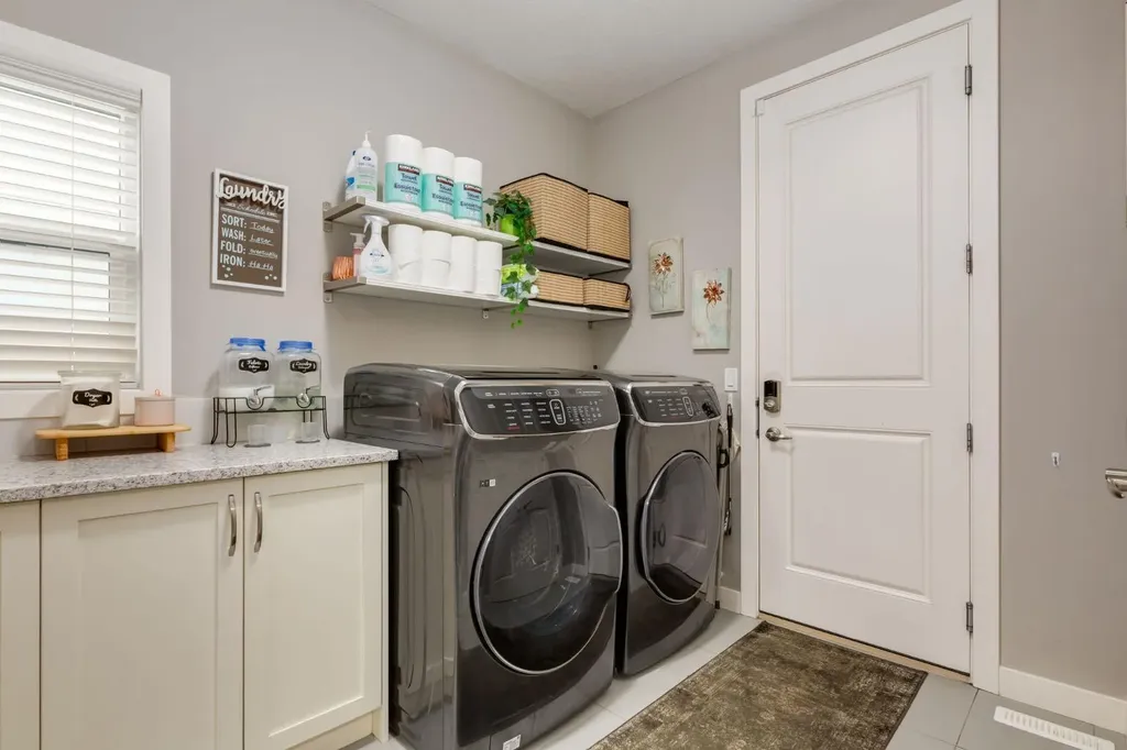 39 Cranbrook Crescent SE Calgary AB T3M 0W9