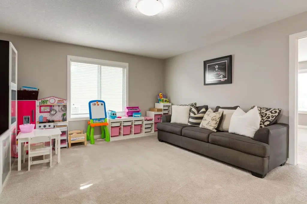 39 Cranbrook Crescent SE Calgary AB T3M 0W9