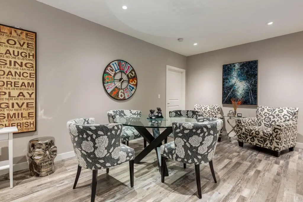 39 Cranbrook Crescent SE Calgary AB T3M 0W9