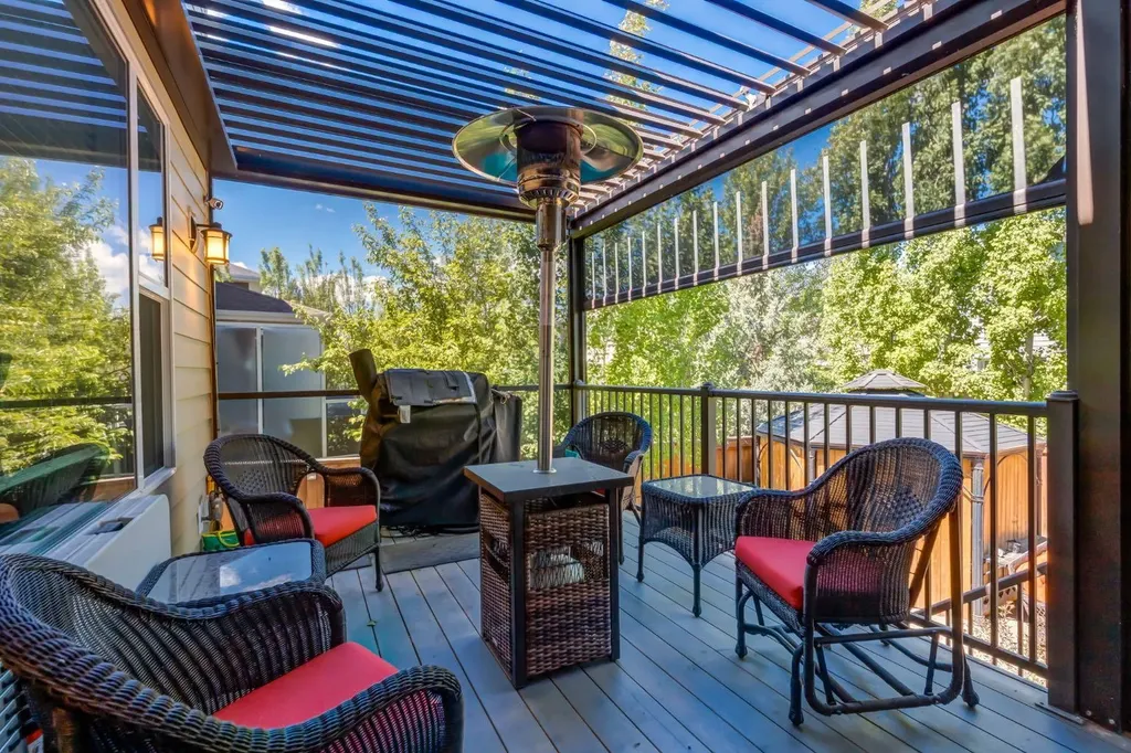 39 Cranbrook Crescent SE Calgary AB T3M 0W9