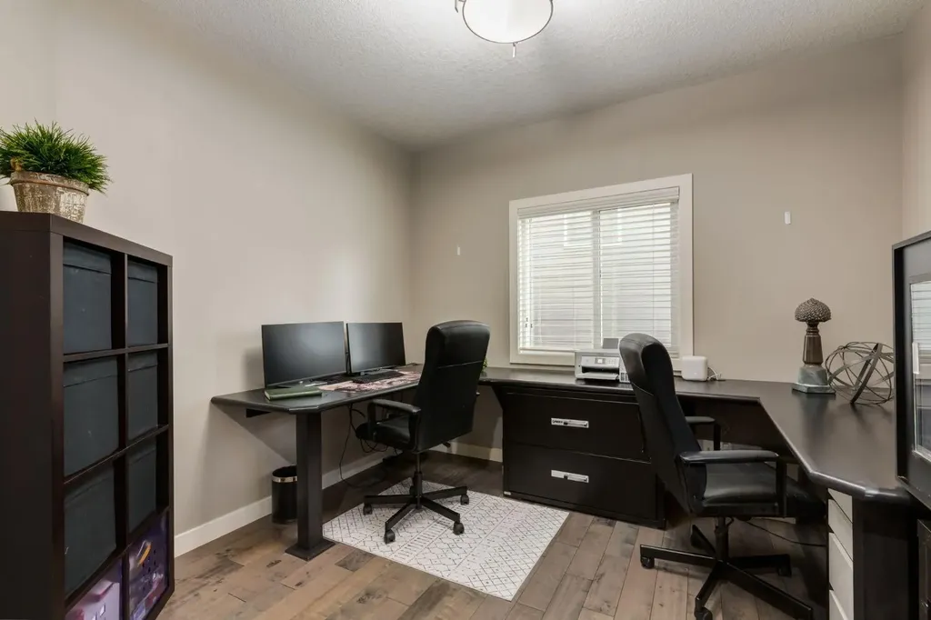 39 Cranbrook Crescent SE Calgary AB T3M 0W9