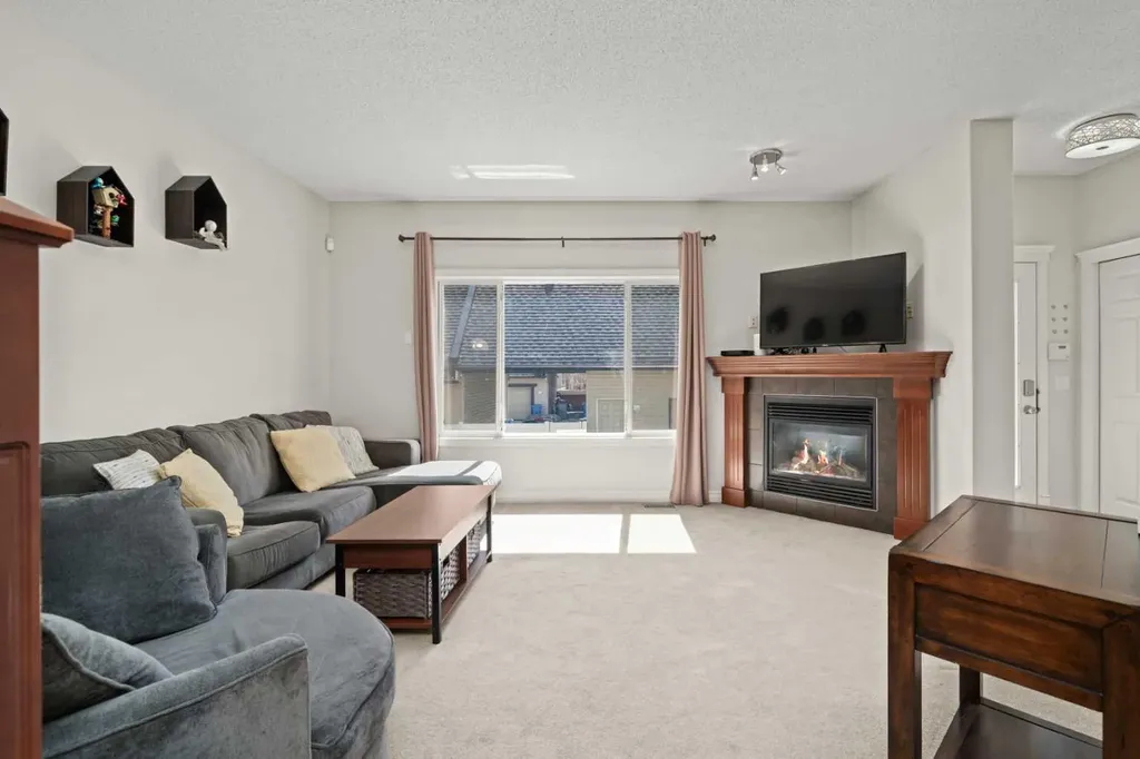 115 Drake Landing Court Okotoks AB T1S 2M3