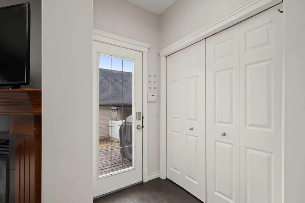 115 Drake Landing Court Okotoks AB T1S 2M3