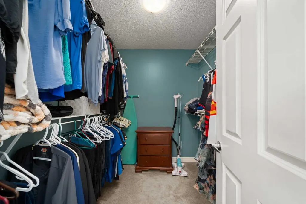 115 Drake Landing Court Okotoks AB T1S 2M3