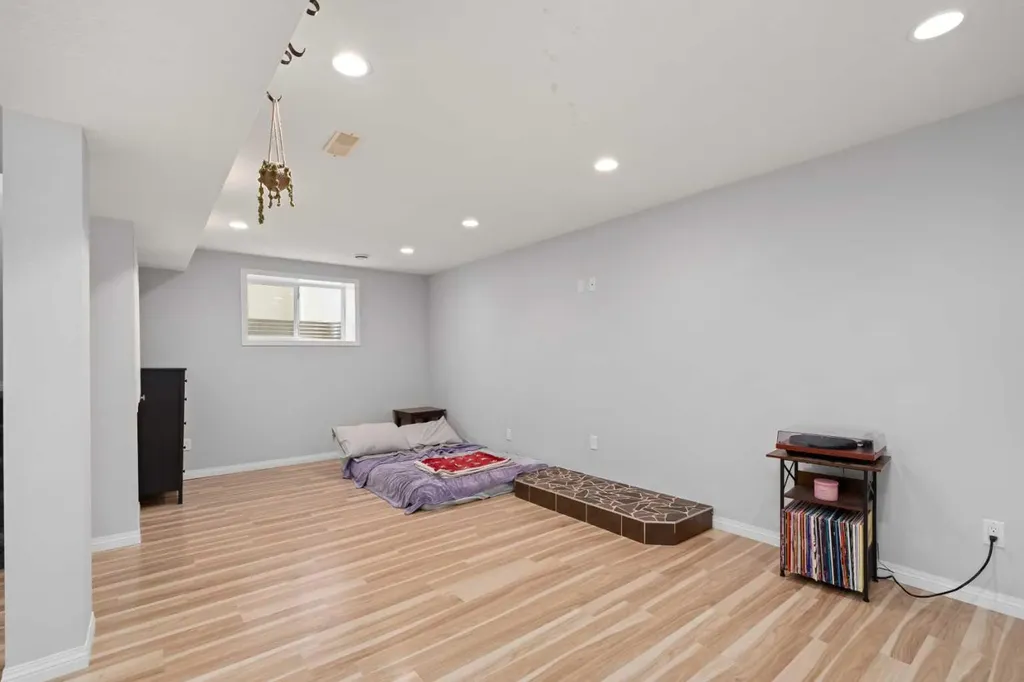 115 Drake Landing Court Okotoks AB T1S 2M3