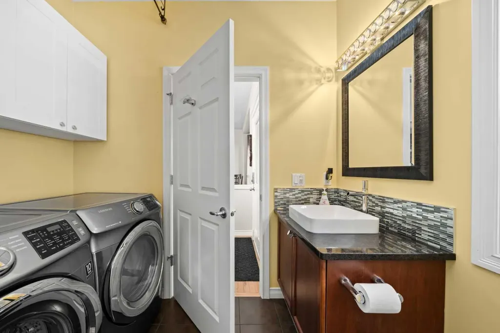 115 Drake Landing Court Okotoks AB T1S 2M3