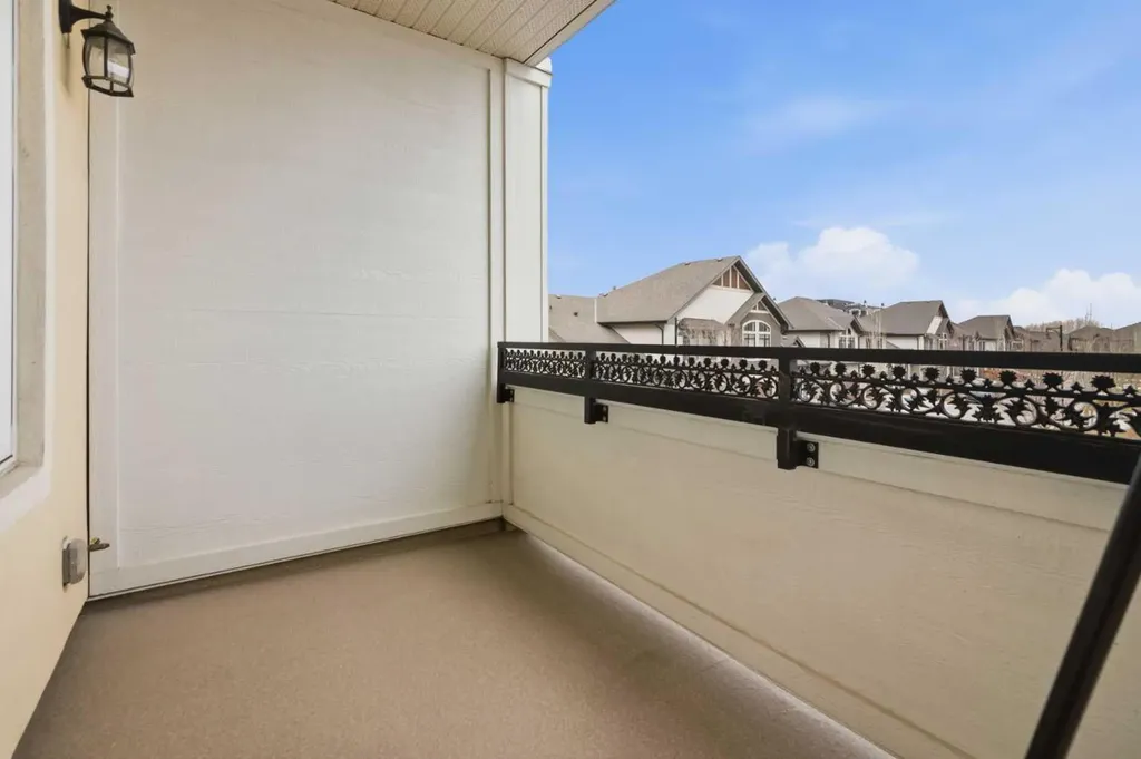 39 Quarry Gate SE Calgary AB T2C 5P4