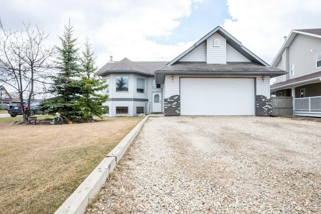 1052 10 Street Beaverlodge AB T0H 0C0