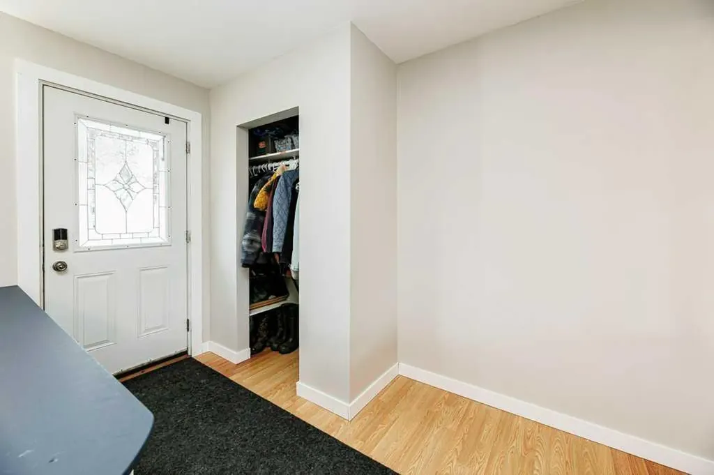 5209 Wilson Street Blackfalds AB T0M 0J0