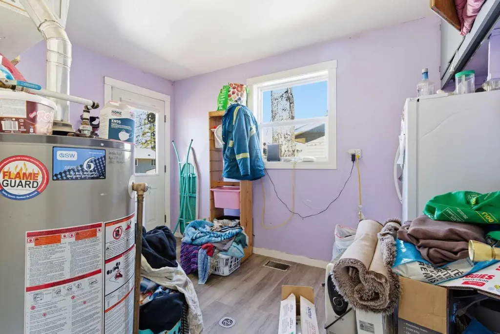 320 7 Avenue NE Three Hills AB T0M 2N0
