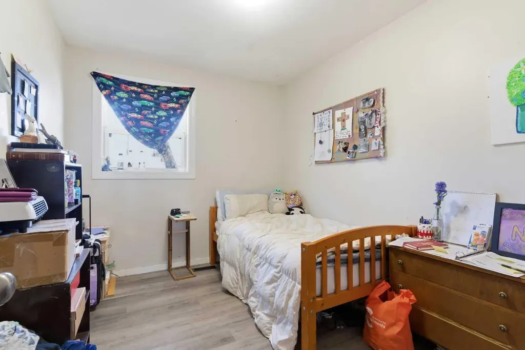 320 7 Avenue NE Three Hills AB T0M 2N0