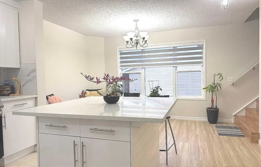 86 Harvest Rose Circle NE Calgary AB T3K 4M7