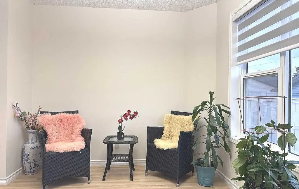 86 Harvest Rose Circle NE Calgary AB T3K 4M7