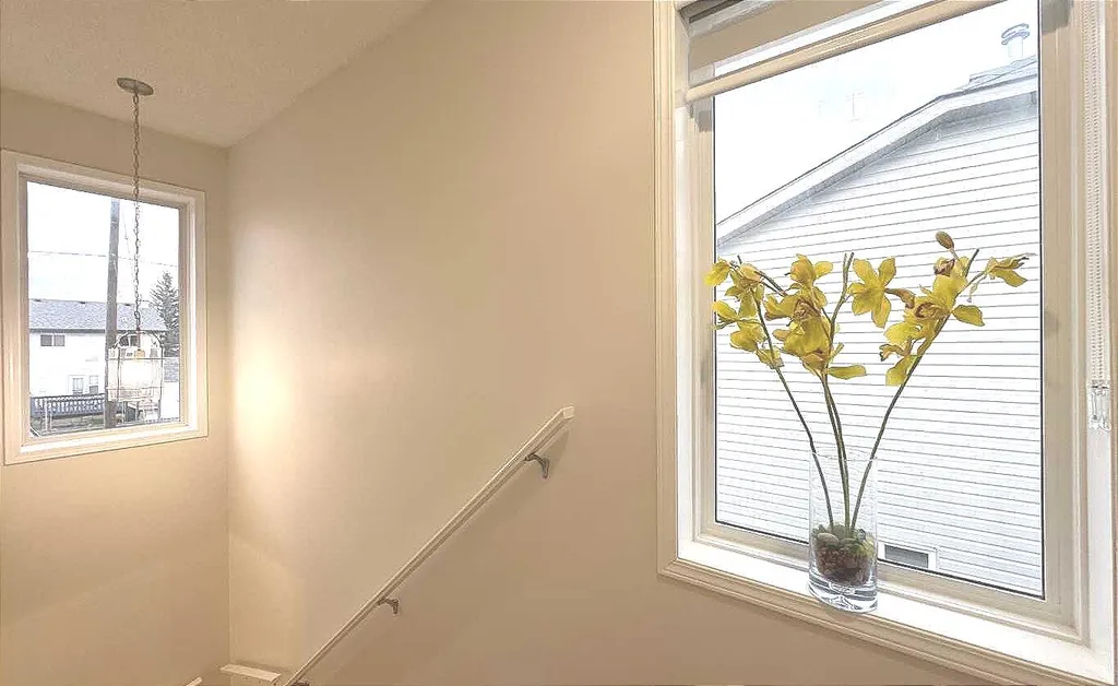 86 Harvest Rose Circle NE Calgary AB T3K 4M7