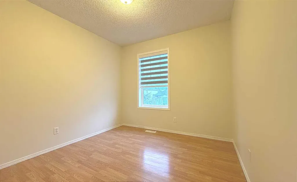 86 Harvest Rose Circle NE Calgary AB T3K 4M7