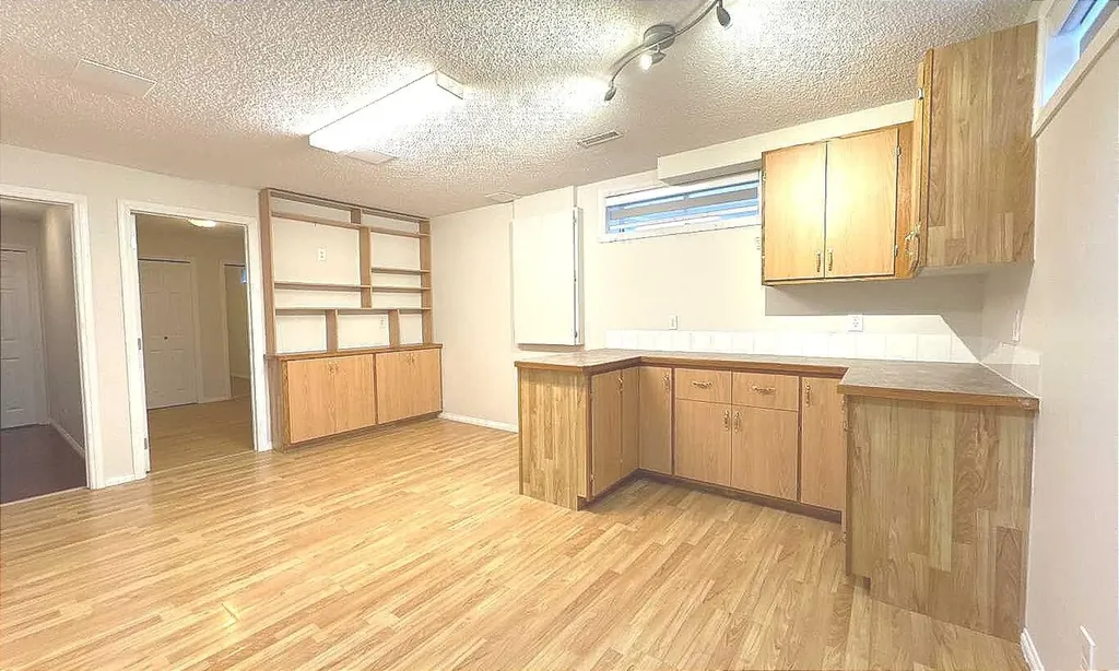 86 Harvest Rose Circle NE Calgary AB T3K 4M7