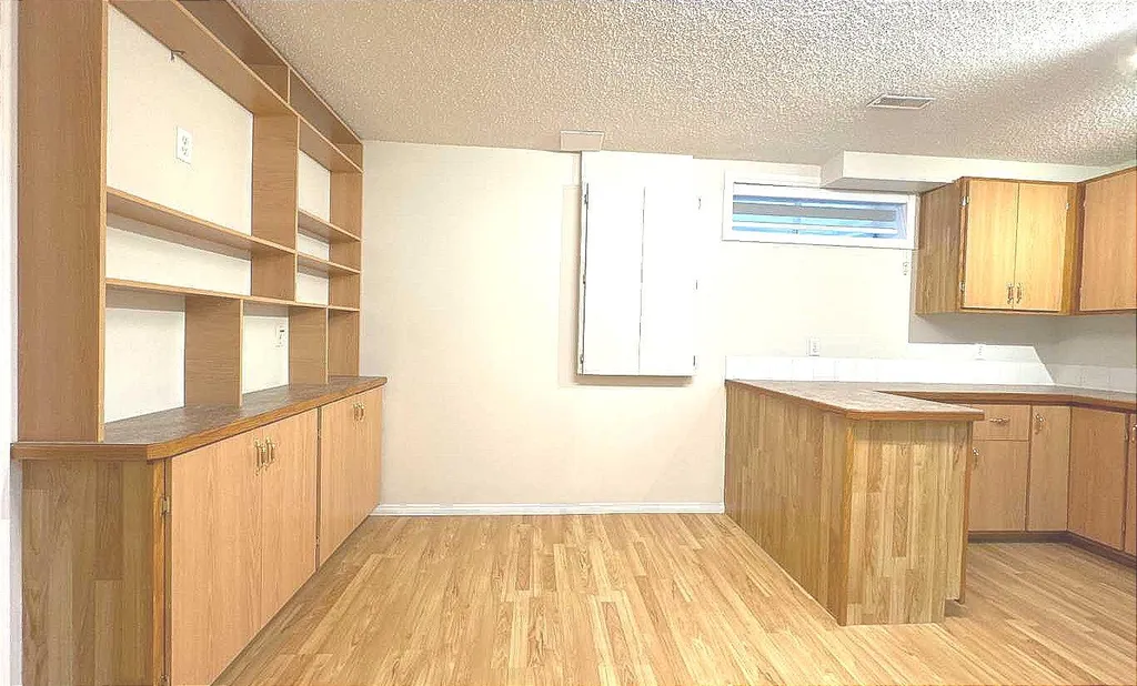 86 Harvest Rose Circle NE Calgary AB T3K 4M7