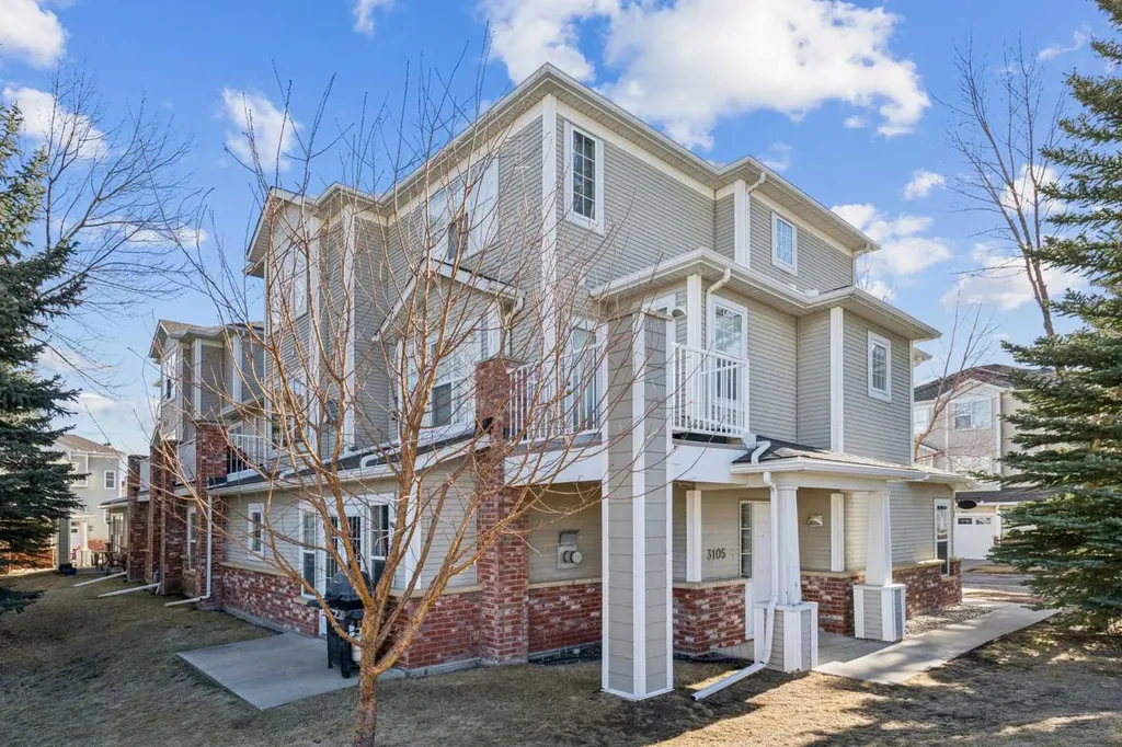7171 Coach Hill Road SW Calgary AB T3H 3R7