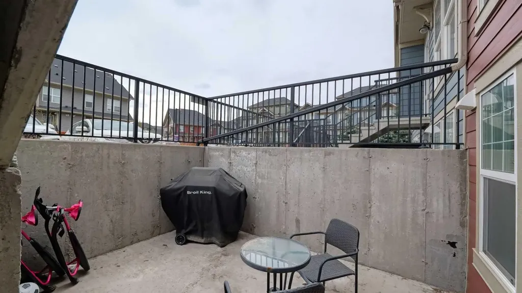 417 Cranbrook Square SE Calgary AB T3M 3K8