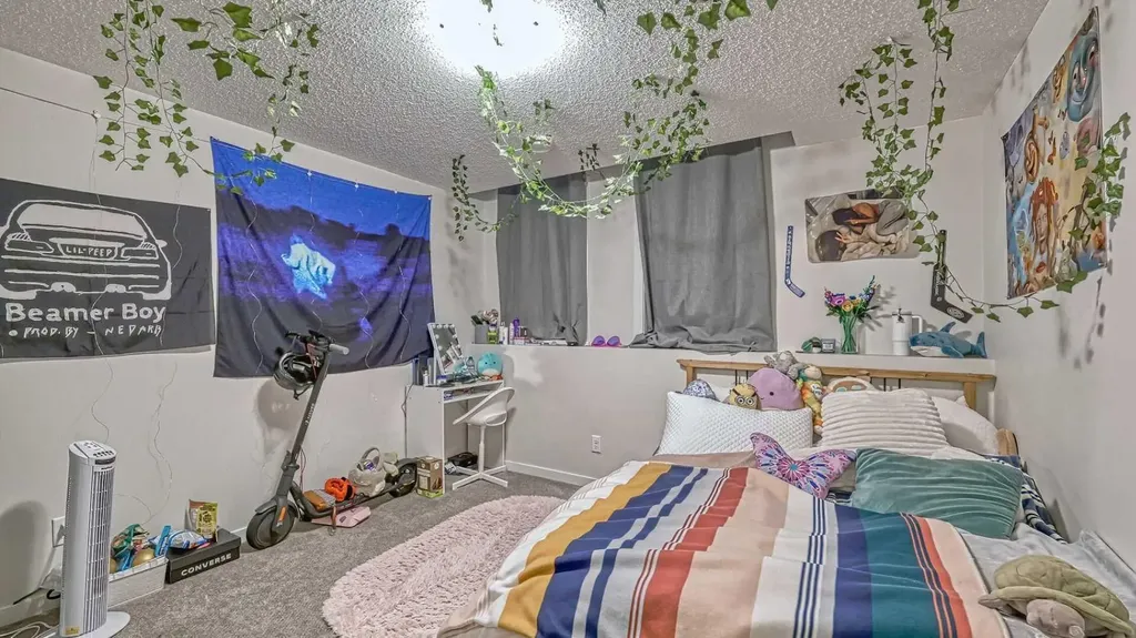 417 Cranbrook Square SE Calgary AB T3M 3K8