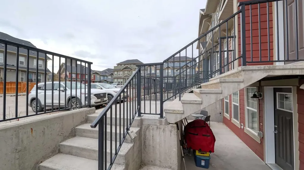 417 Cranbrook Square SE Calgary AB T3M 3K8