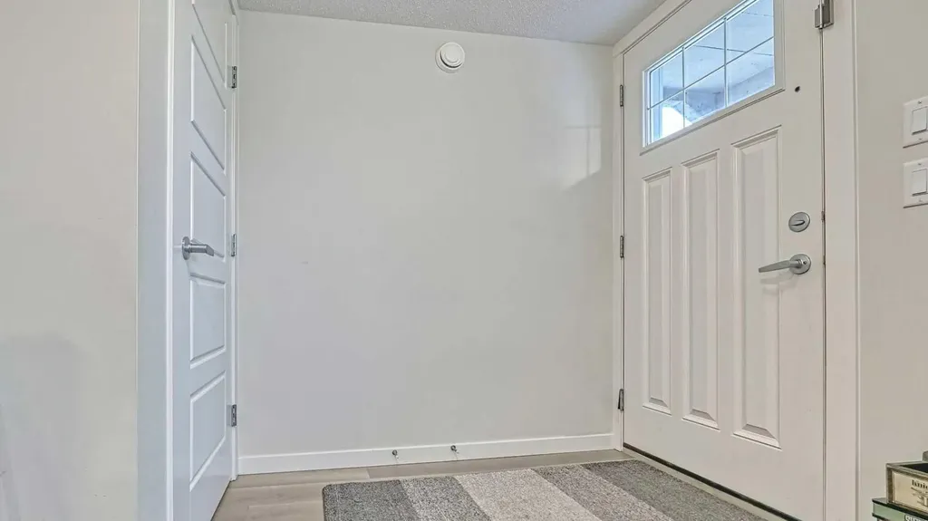 417 Cranbrook Square SE Calgary AB T3M 3K8
