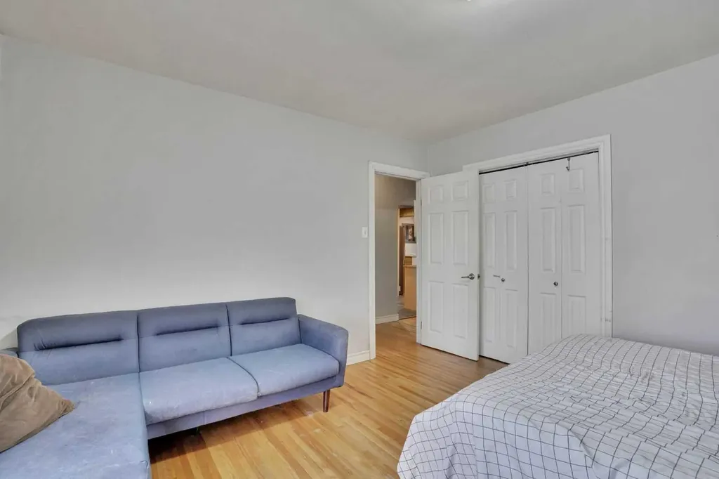 1468 Renfrew Drive NE Calgary AB t2e 5j5