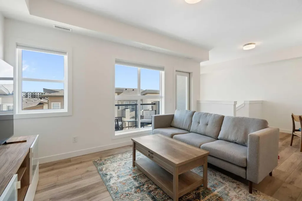 132 Spring Creek Common SW Calgary AB T3H6E2