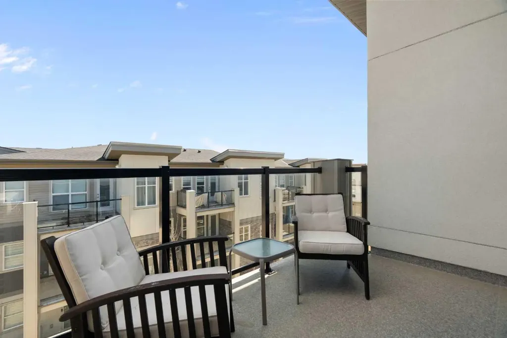 132 Spring Creek Common SW Calgary AB T3H6E2