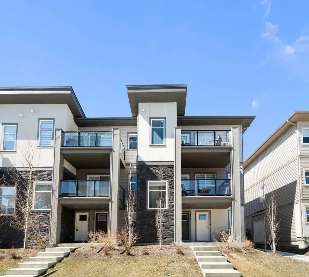 132 Spring Creek Common SW Calgary AB T3H6E2