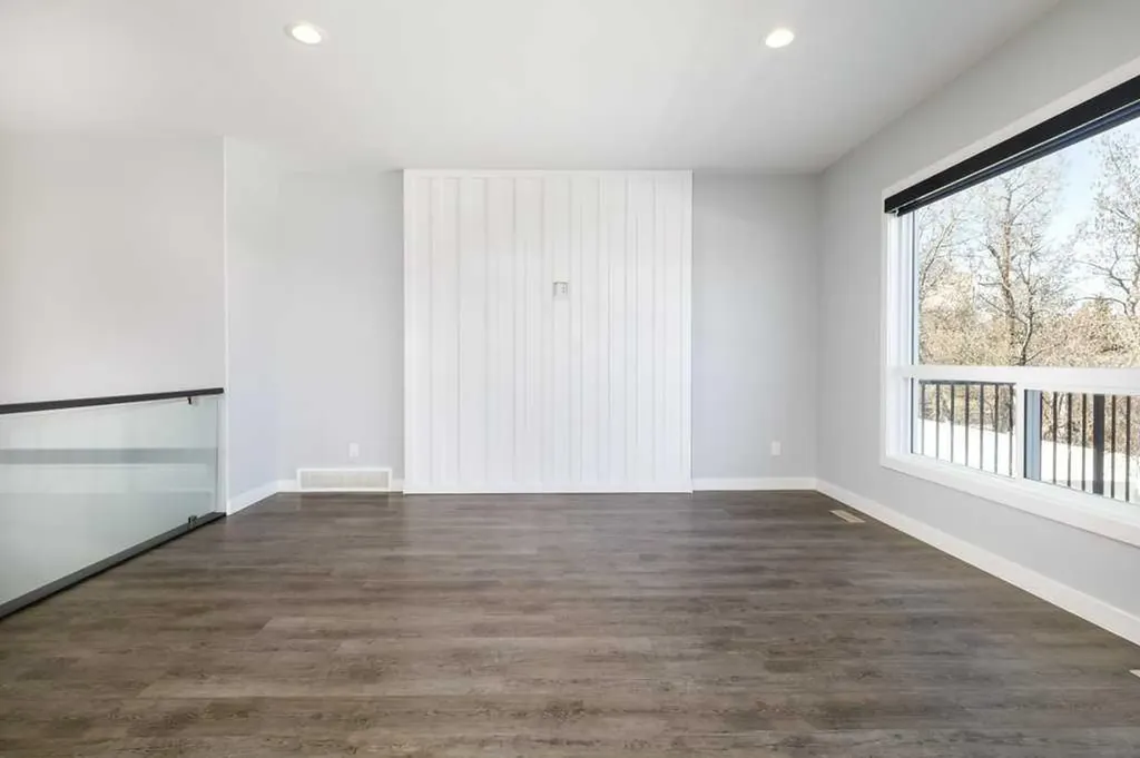 23 Cole Way Sylvan Lake AB T4S 0L6