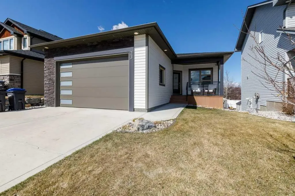 23 Cole Way Sylvan Lake AB T4S 0L6