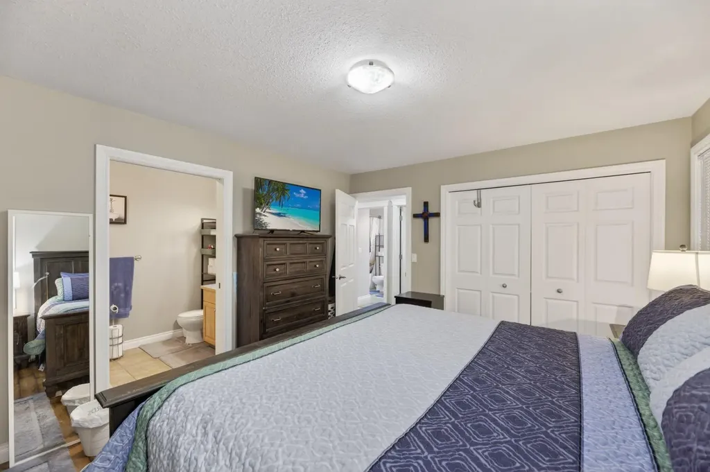 15 Meadowview Court Didsbury AB T0M0W0