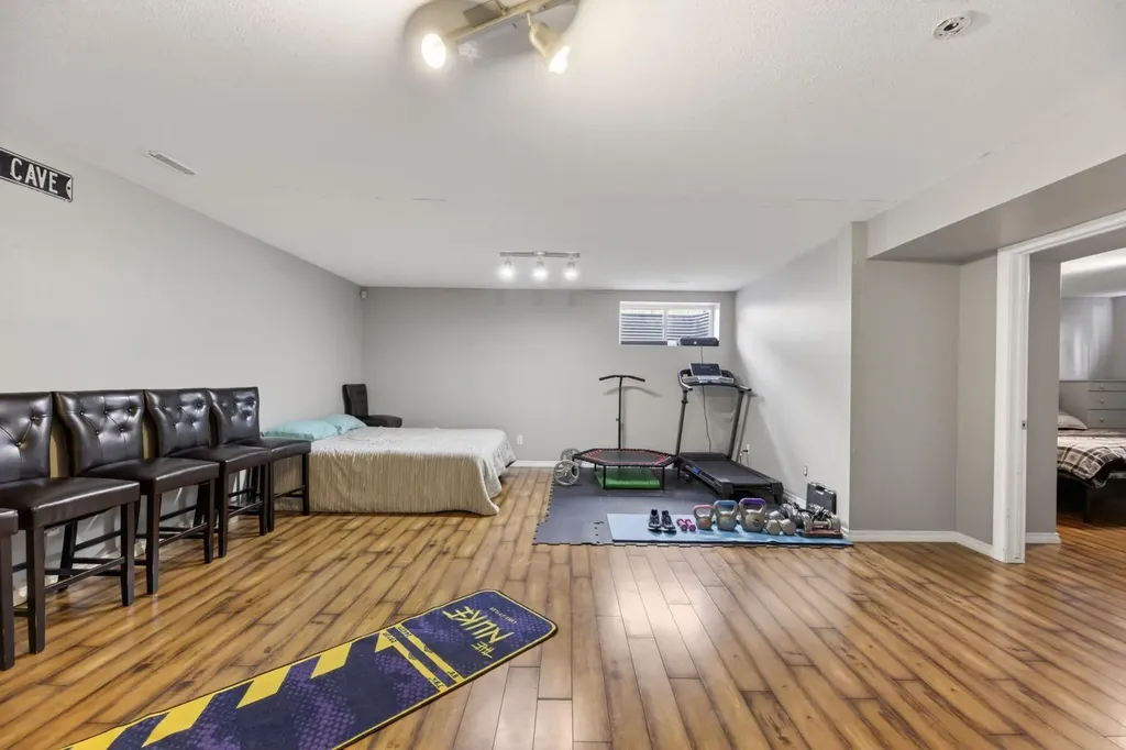 15 Meadowview Court Didsbury AB T0M0W0