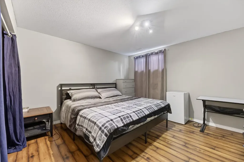 15 Meadowview Court Didsbury AB T0M0W0
